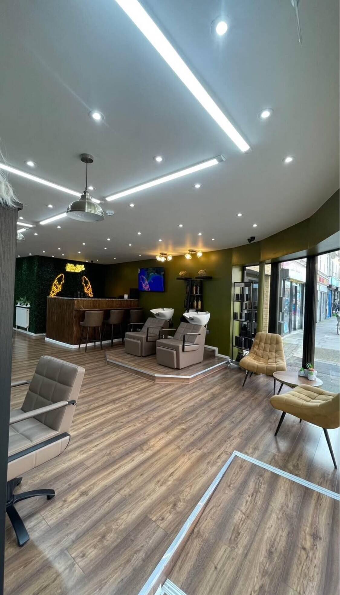 Premium spaces available on a long-term contract basis inside a luxury salon located on Lillie Road, Photo 3