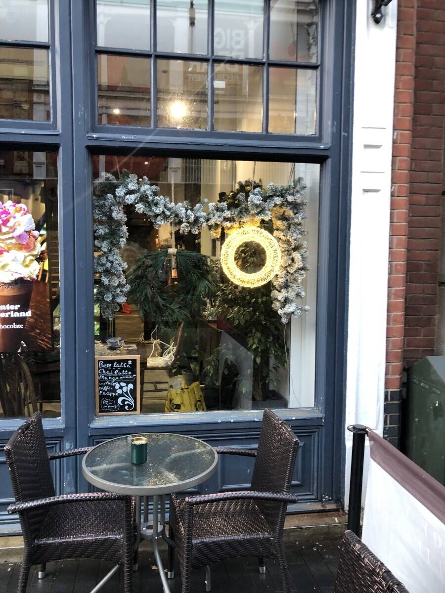 Coffee shop/Sandwich bar on main tourist street in city center.