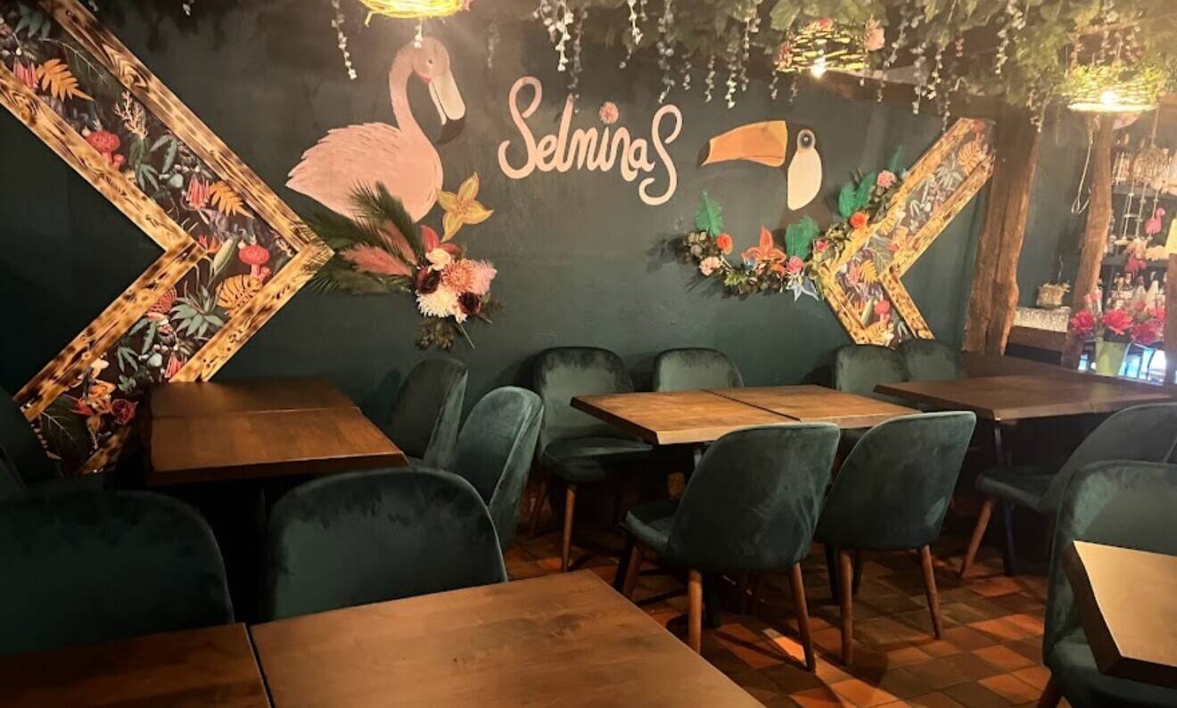 Busy Mexican for sale in Coventry Centre
