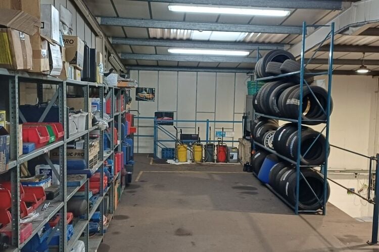Freehold MOT Garage - St Ives Photo 2