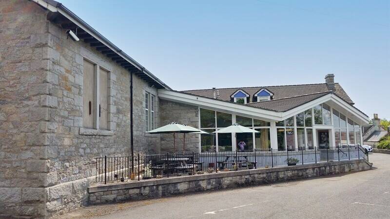 Fantastic multi income venue including café, retail space and 4 bed owners accommodation Photo 2