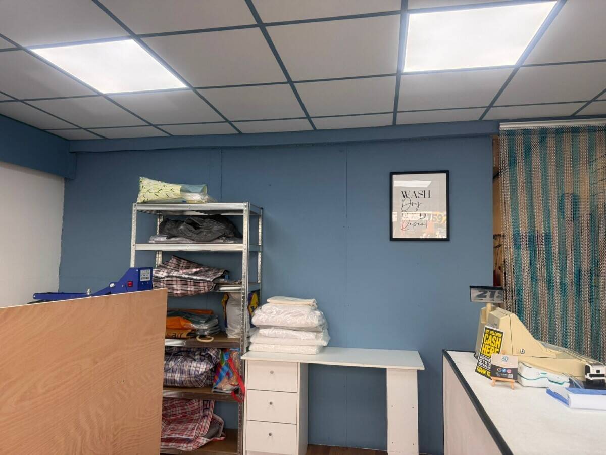 Family run Dry cleaner business for sale in Bexhill Photo 3