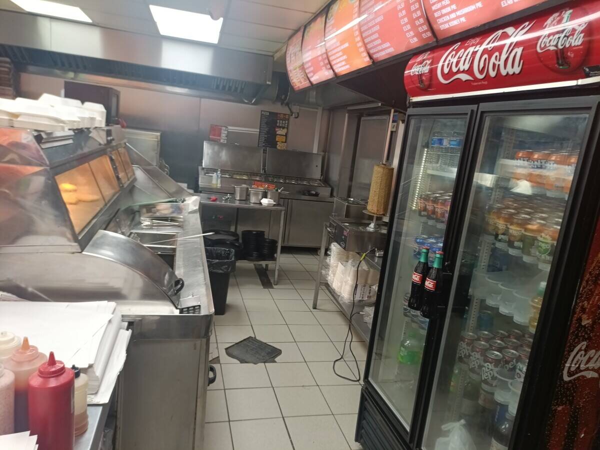Pizza shop for sale in Darlaston 