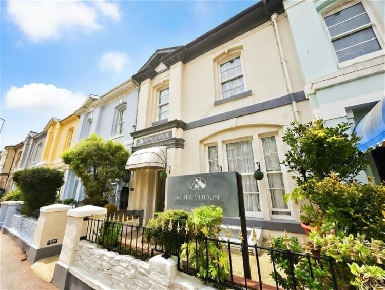Established and Highly Profitable 7-Bed Guest House For Sale in Torquay