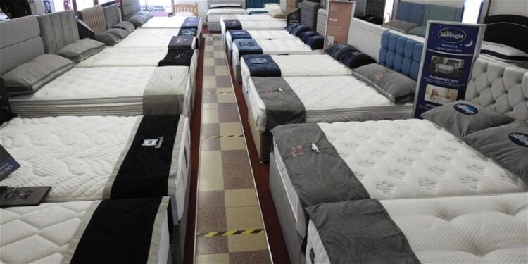 BED, MATTRESS, AND ACCESSORIES RETAIL  WAREHOUSE Photo 2
