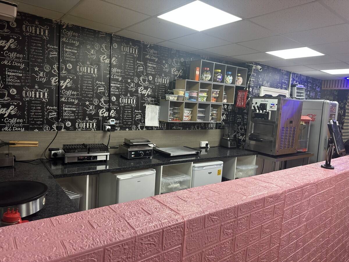 Dessert shop in Birkenhead 