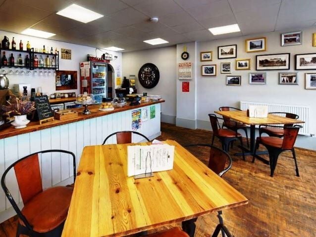 Licensed Café  /   Restaurant for Sale Photo 2