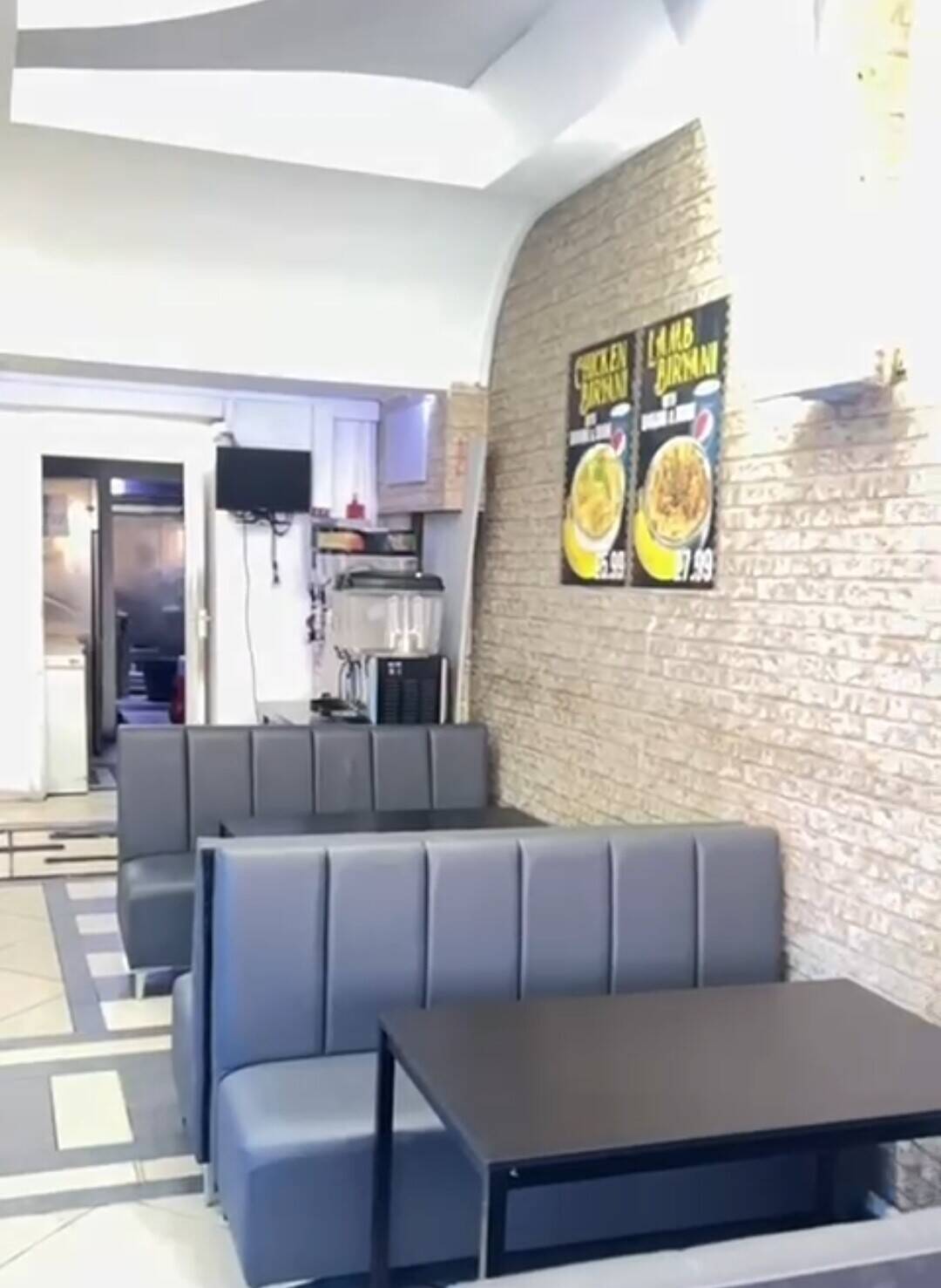 Indian Restaurant for Sale in London Photo 2