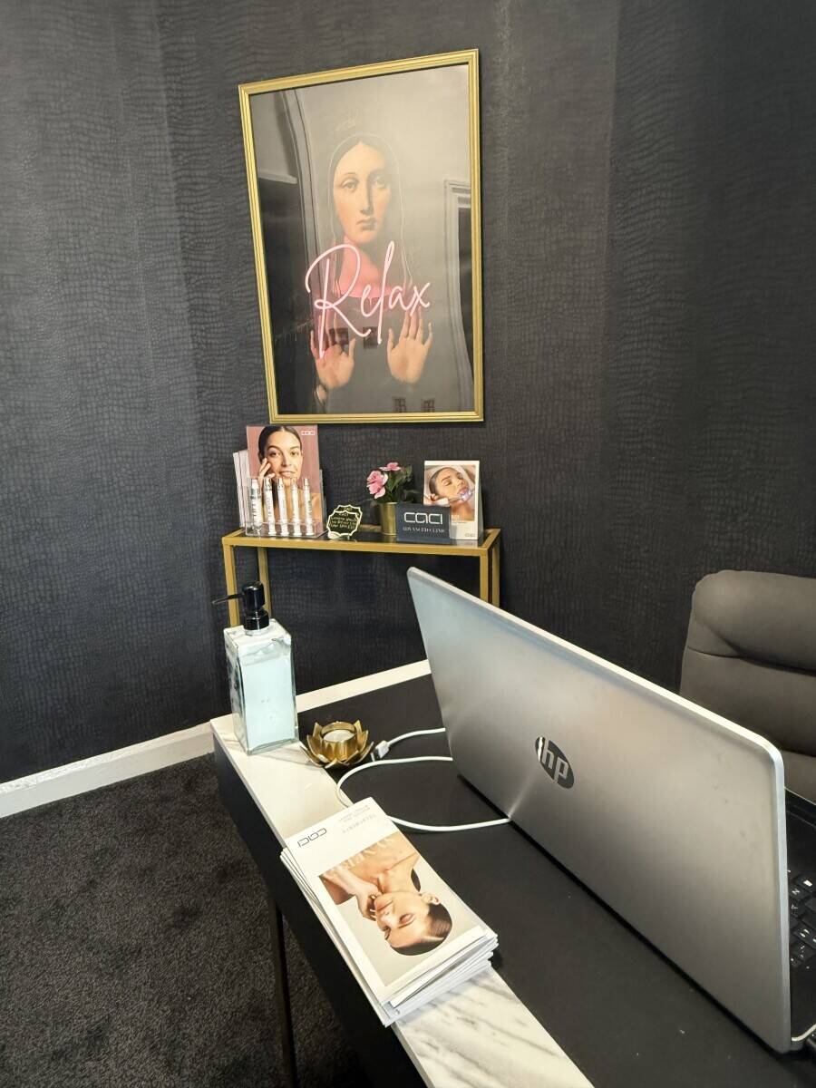 Aesthetic clinic