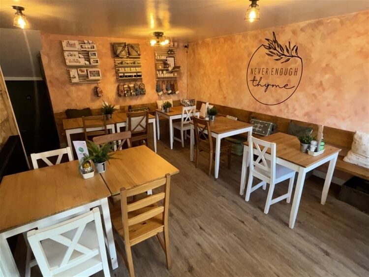 Cafe & Sandwich Bars For Sale in Leeds Photo 2
