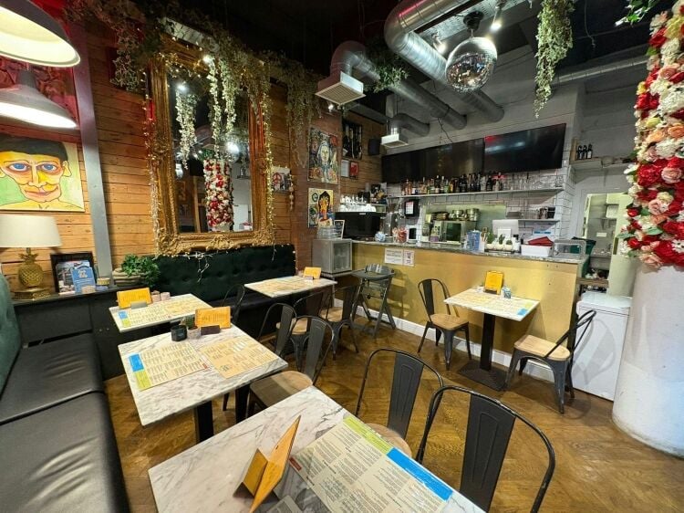 Licensed Bistro Cafe Restaurant in Glasgow's West End