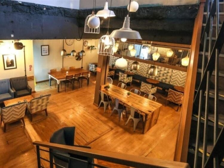 Cafe & Sandwich Bars For Sale in Stoke-on-Trent Photo 2