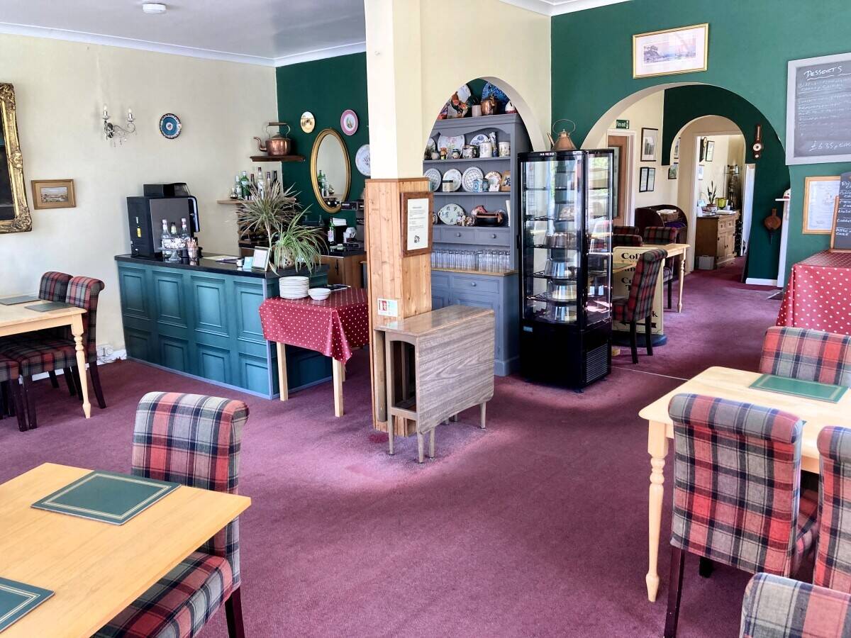 LICENSED TEAROOM/RESTAURANT AND BED & BREAKFAST Photo 2