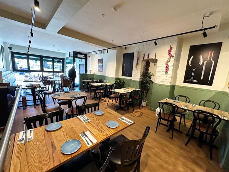 Restaurant in Didsbury Photo 2