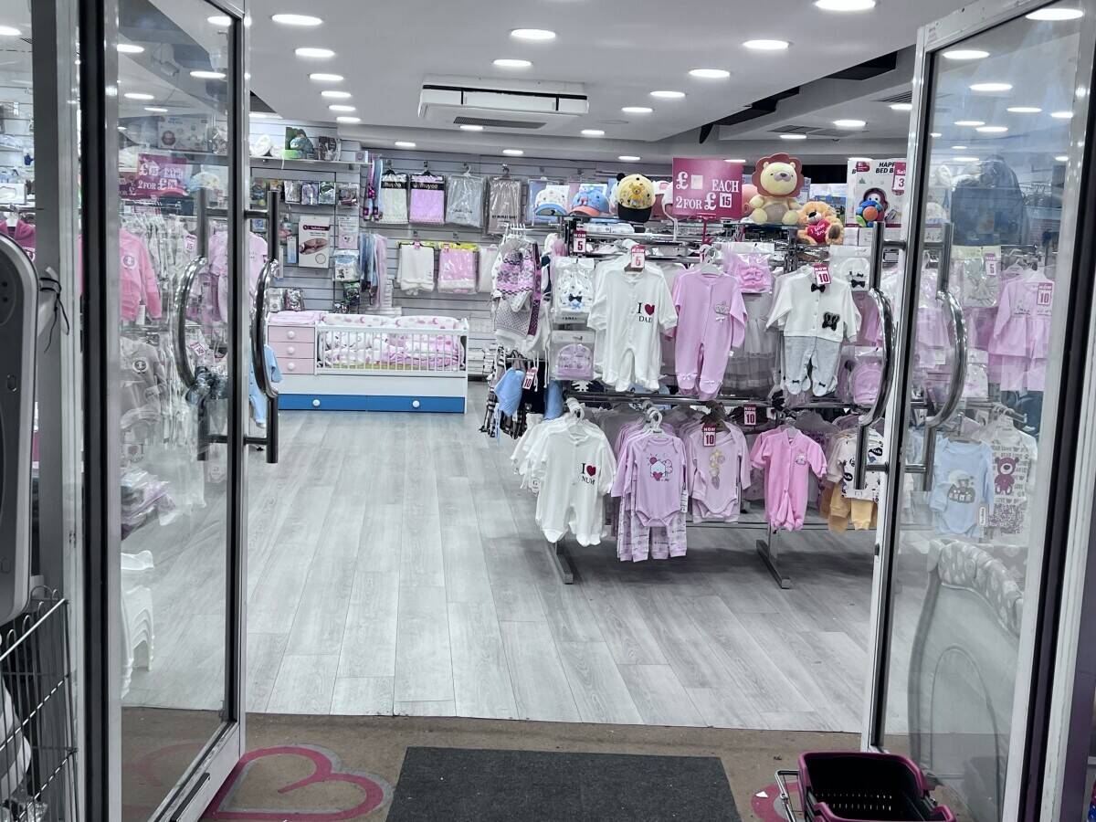 BABY SHOP for sale in Romford high street Photo 2