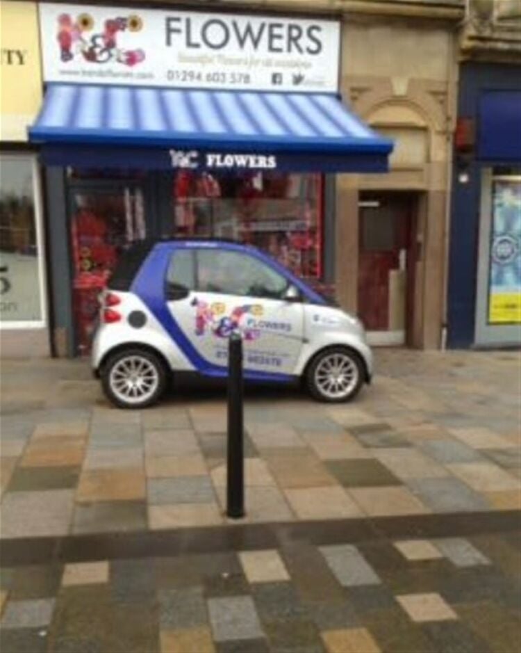 FLORIST town centre position SALTCOATS/NORTH AYRSHIRE