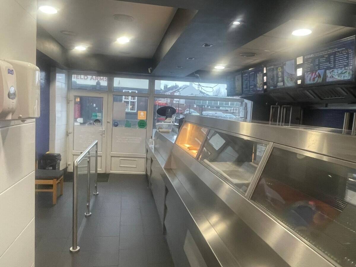 Established Fish & Chips with Two bedroom accommodation for sale Photo 2