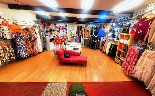 Clothes & Handbags Shop Plus Hair Salon Section for Sale
