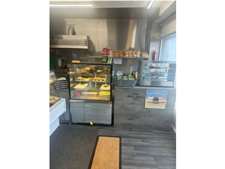 Freshly Prepared & Ready to Grow – Established Sandwich Shop in Stockport Photo 2