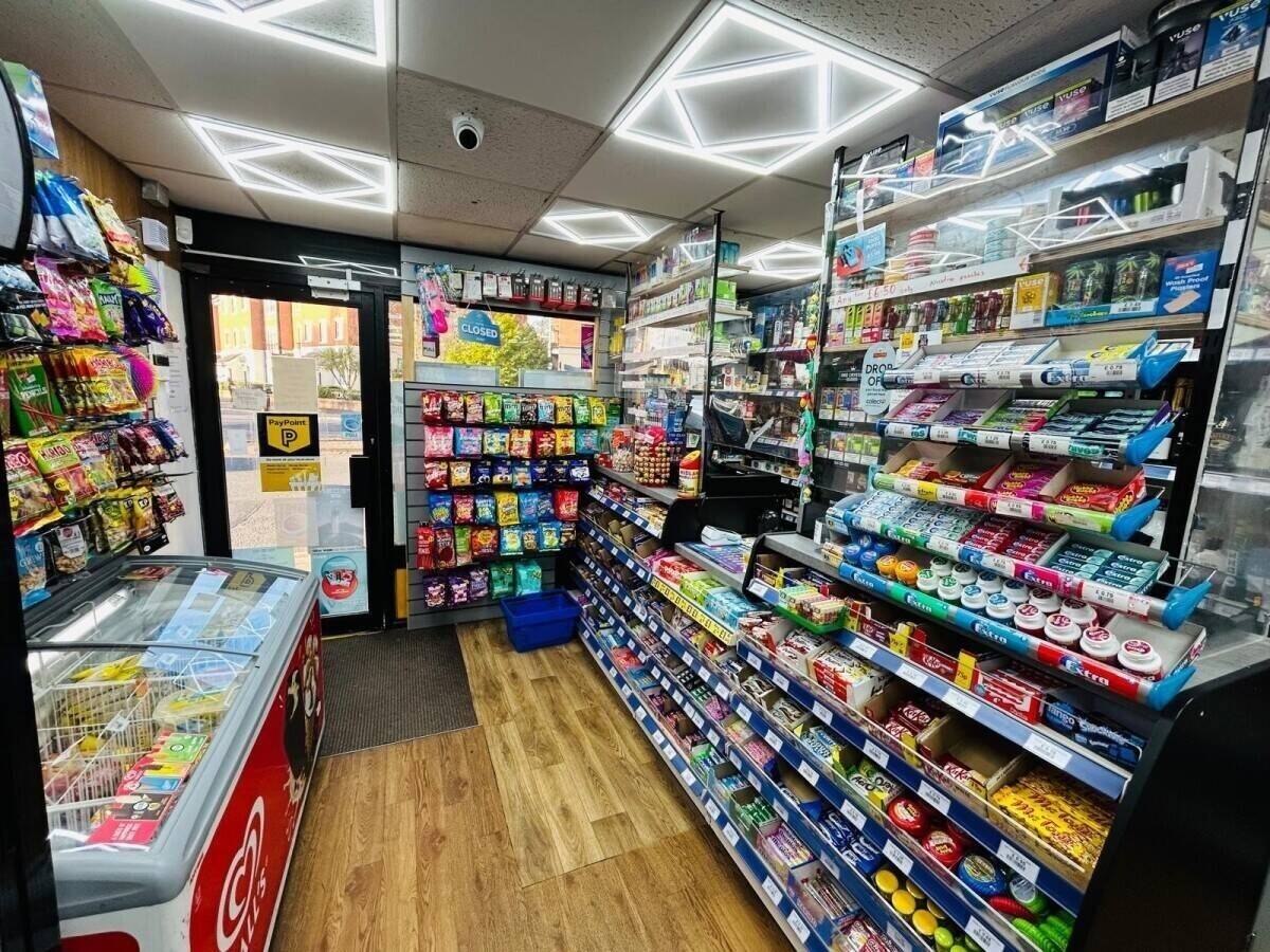 High street Off licence for sale