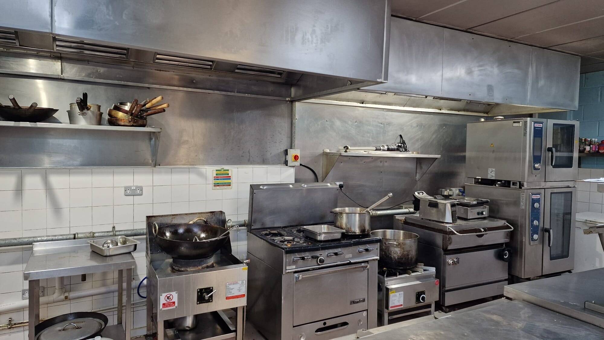 Full equipped & functional Commercial Catering Kitchen