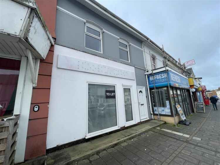 Town Centre retail premises to let For Sale in Newton Abbot