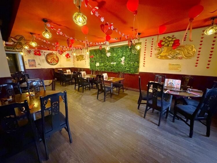 Restaurants For Sale in Chesterfield Photo 2