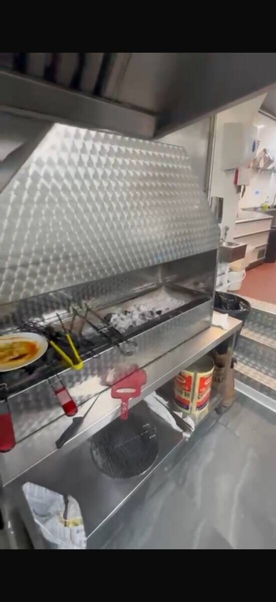 Takeaway restaurant for sale in Smithdown road Photo 2