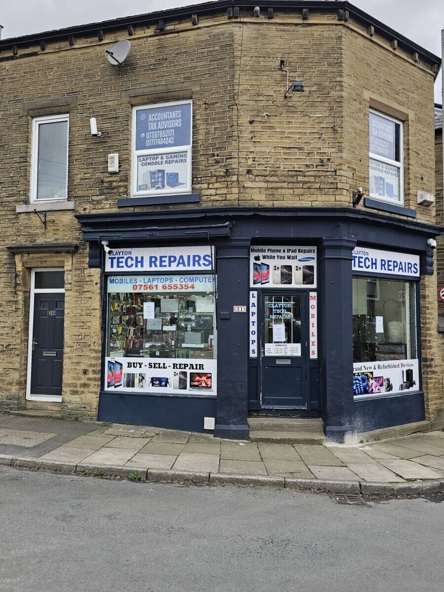 Established Mobile phone and computer shop in Clayton