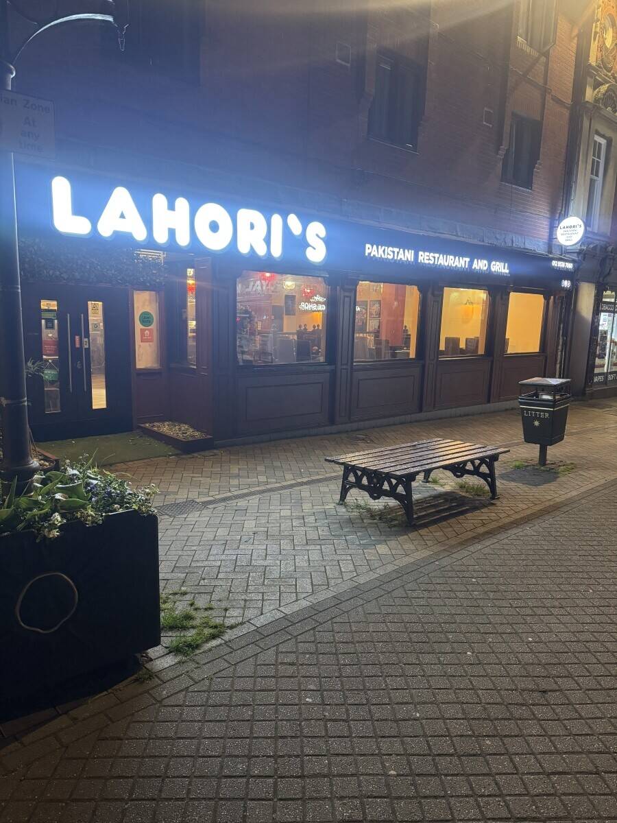 DESPERATE SALE. indian, pakistani restaurnat for sale reduce &pound;110K to &pound;60K Photo 2