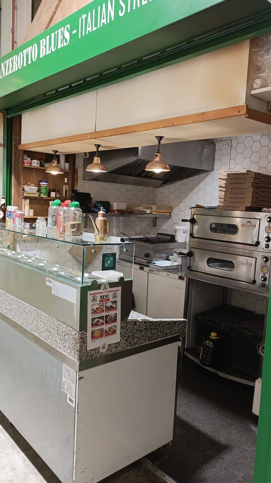 Takeaway Pizzeria for Sale in Tooting Market London