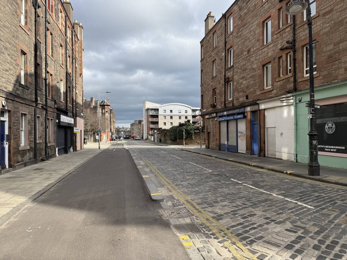 Fantastic Restaurant & Bar Opportunity close to the Shore in Leith (ref 1808)