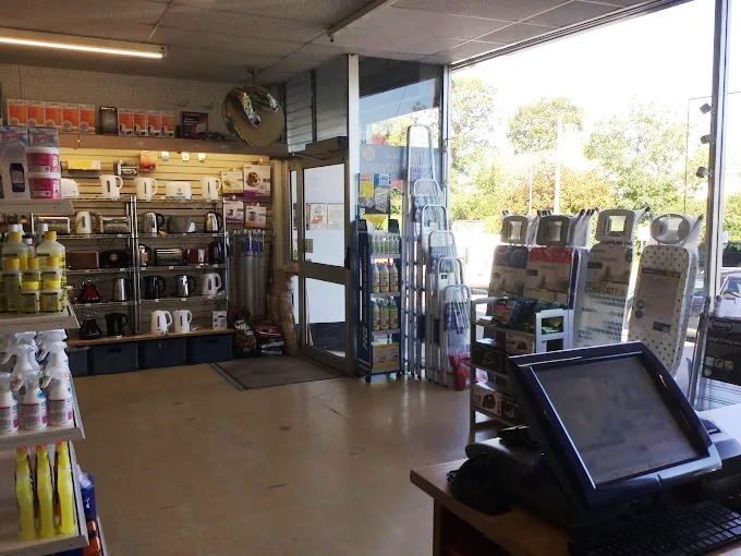 Hardware & Diy Store for Sale Photo 2