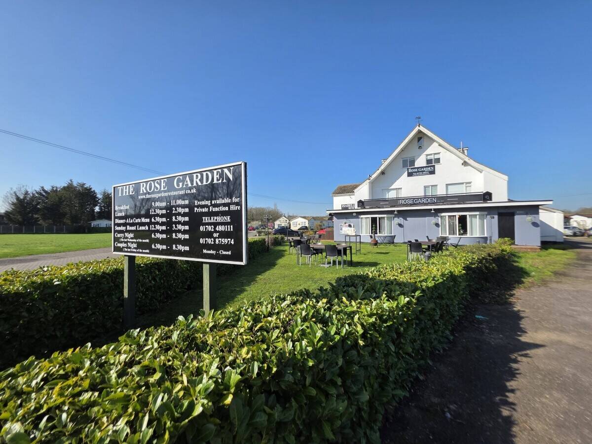 RESTAURANT AND GUEST HOUSE Photo 2