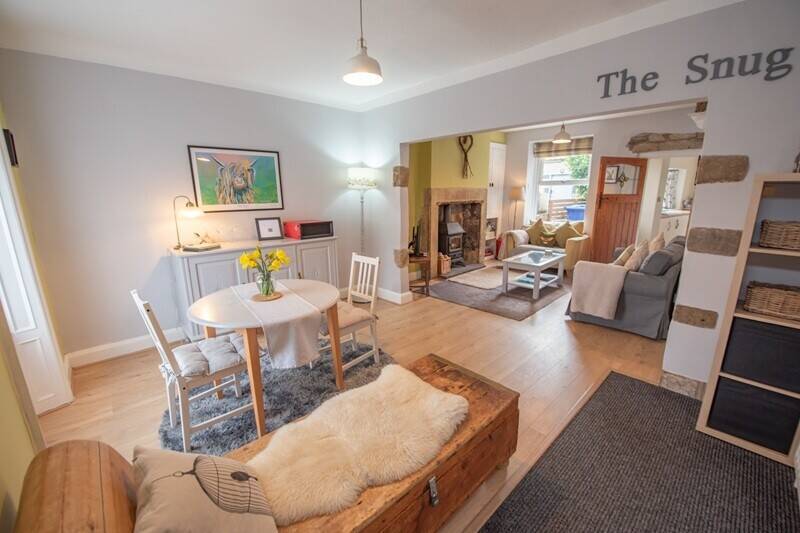 Exceptional, Established Holiday Cottage in the picturesque village of Cononley Photo 2