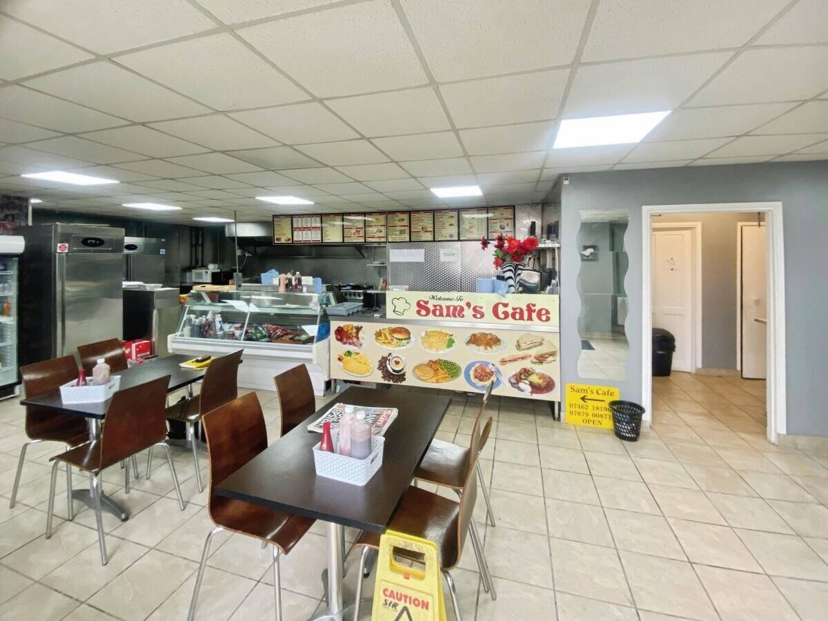 CAFE - PURDYS INDUSTRIAL ESTATE, ROCHFORD - £40,000 Photo 2