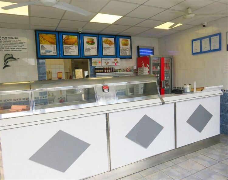 Long-established fish & chip shop with flat, Tonbridge Photo 2