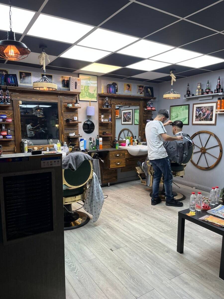 Barbershop for sale in kettering northamptonshire