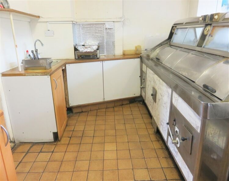 Long-held fish & chip shop with upside, Hearne Hill