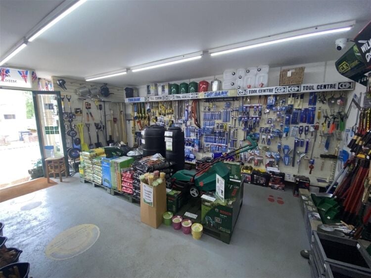 Retail For Sale in Kettering Photo 2