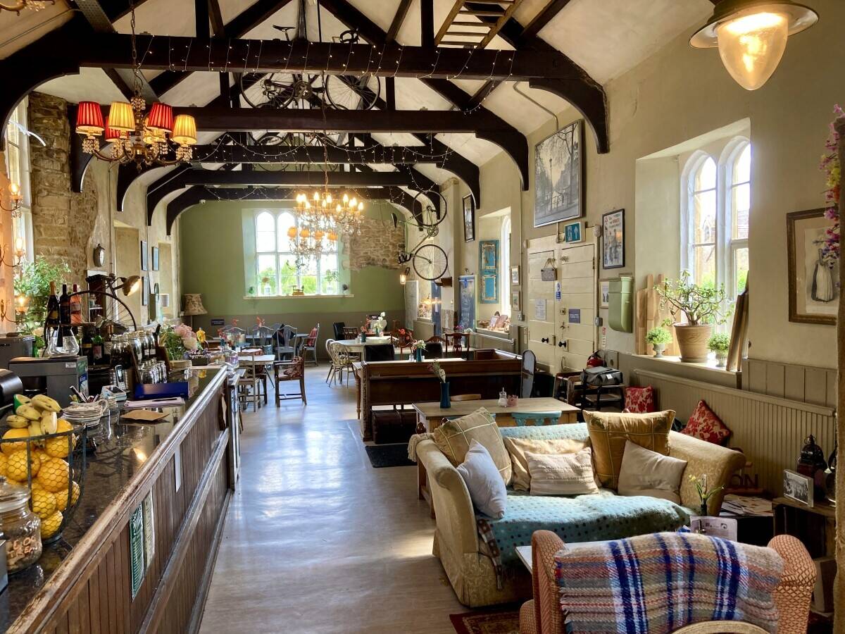 LICENSED CAFÉ/COFFEE SHOP/TEAROOMS