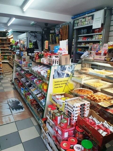 Convenience Store with Meat halal, Fruit, Vegetables And International Groceries for Sale Photo 2