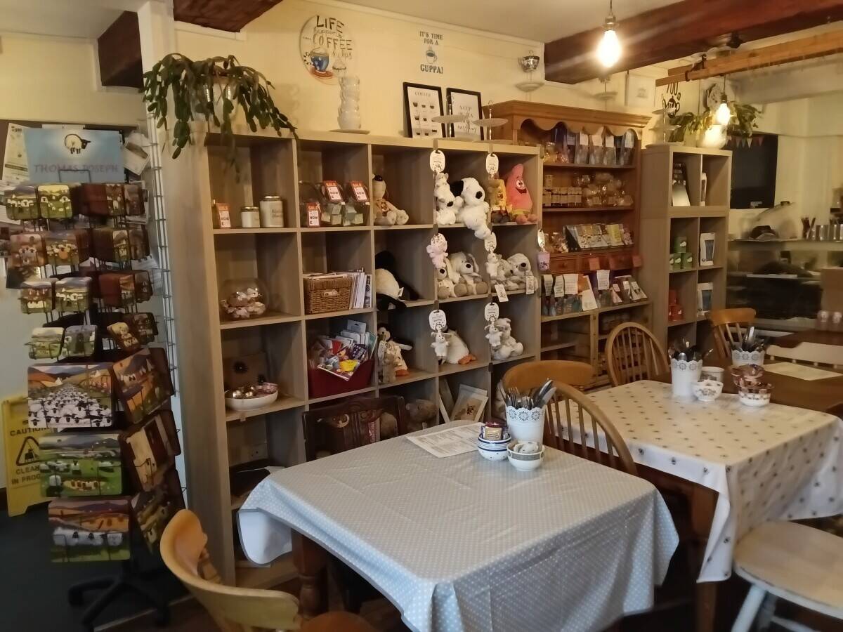 Freehold Licensed Village Tea Room Café Post Office Gifts Living Accommodation Hornby Lancashire