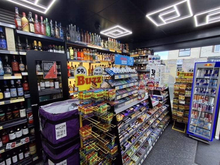 Off License & Convenience For Sale in Hull