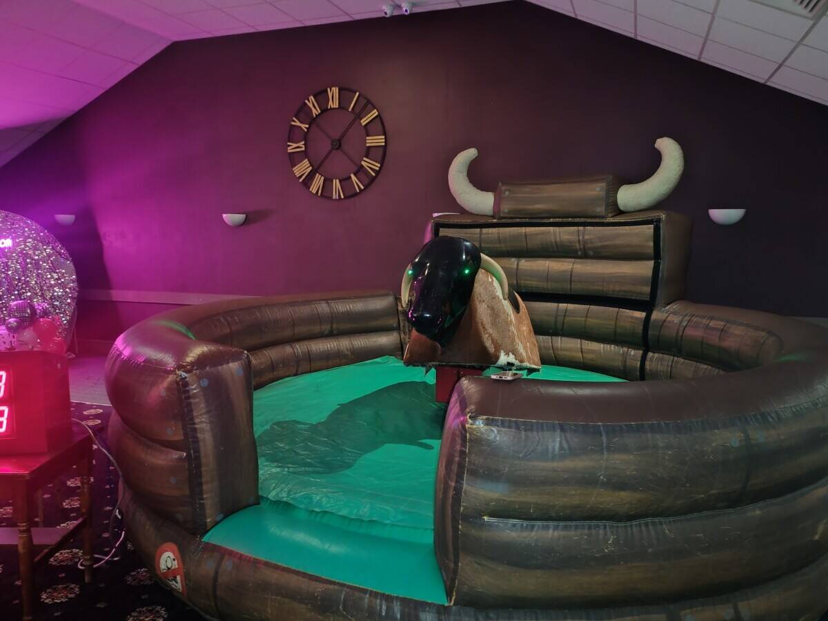 Bouncy castle and inflatable hire company in Cleethorpes Photo 3