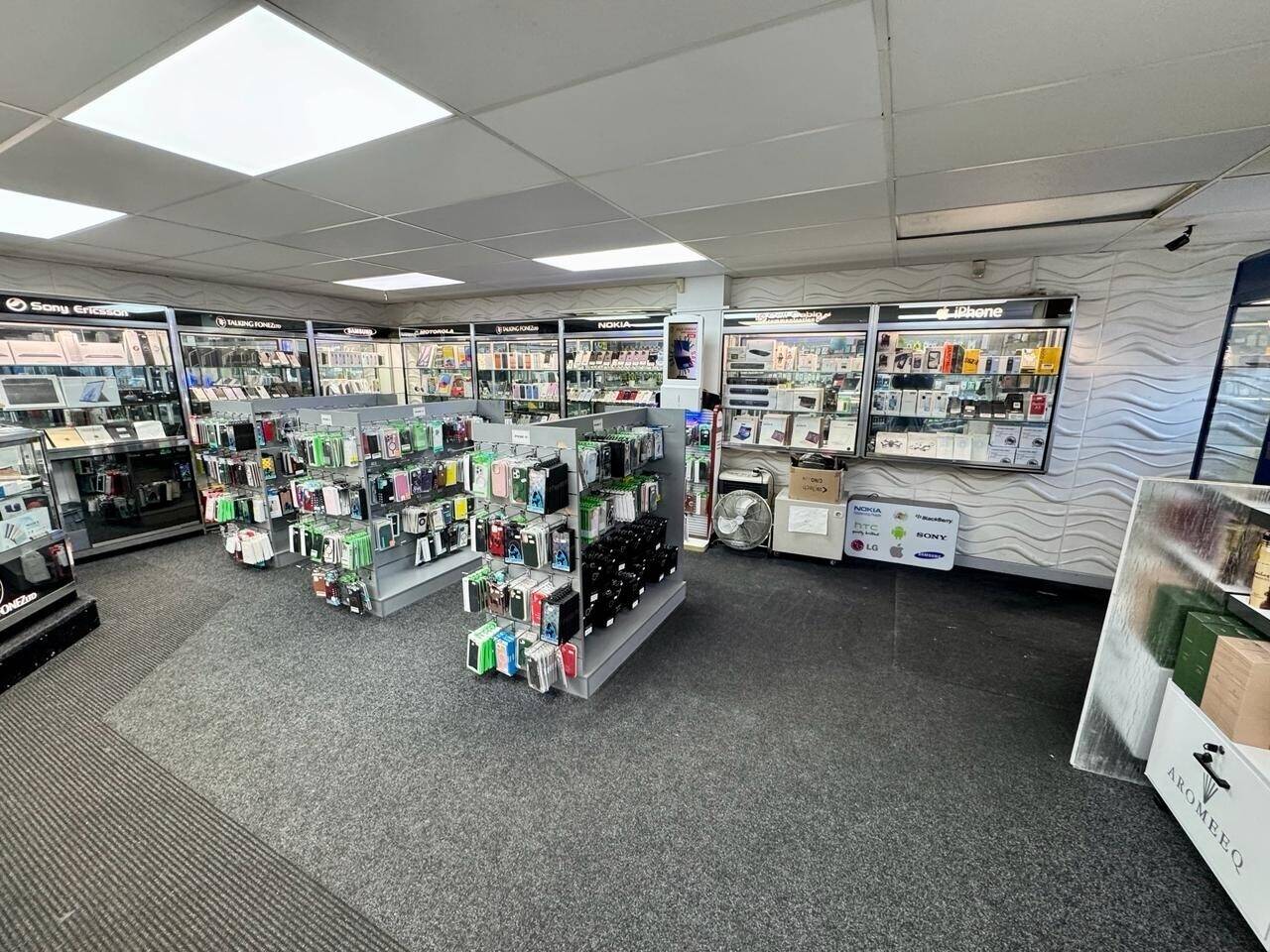 Established Mobile Phone Repair Shop Trading Since 1997