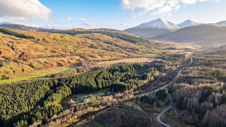 Stunning Highland home with thriving B&B business Photo 2