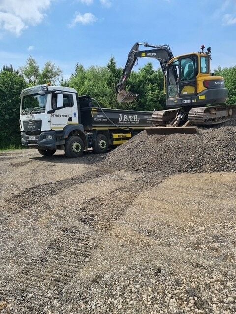 Exceptional Established Tipper Hire Business in Northamptonshire Photo 2