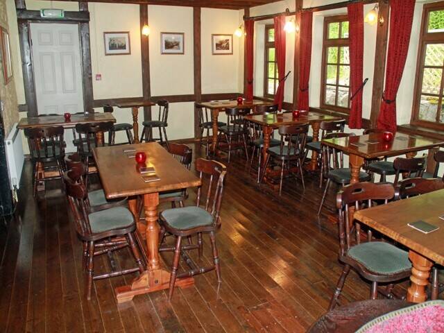 POWYS - CENTURIES OLD PUB IN PLOT 0F 2.8 ACRES