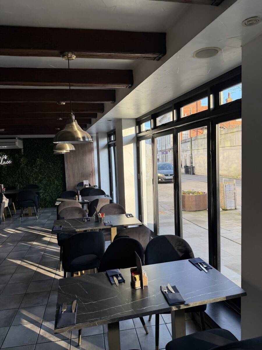 Smash burger and pizza Restaurant business for sale in Yeovil Photo 3